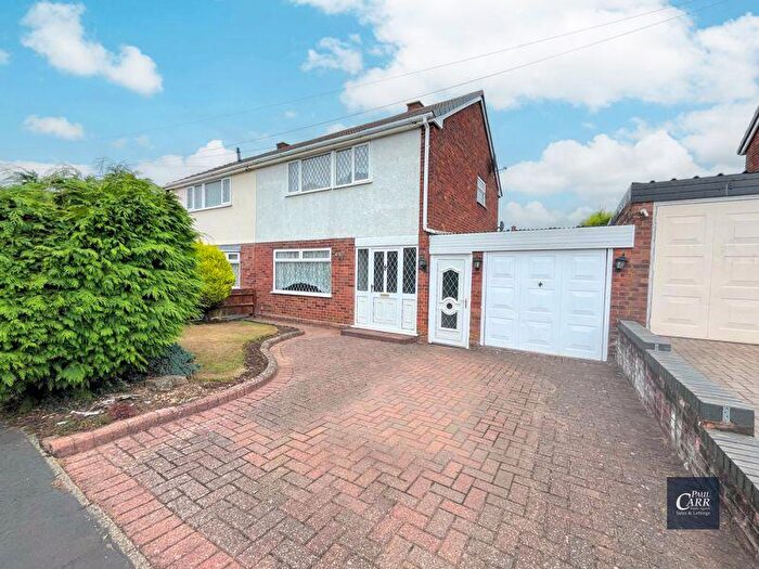 3 Bedroom Semi Detached House For Sale In Larchwood Crescent, Streetly, Sutton Coldfield, B74