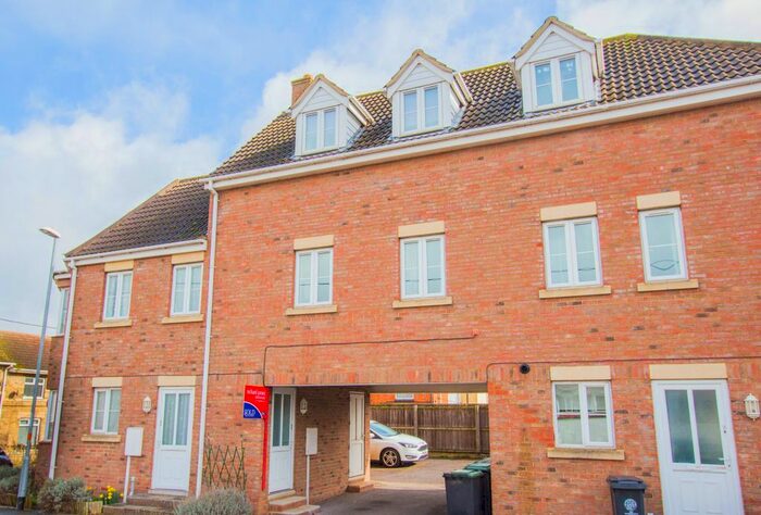 1 Bedroom Maisonette To Rent In New Street, Irthlingborough, Wellingborough, NN9