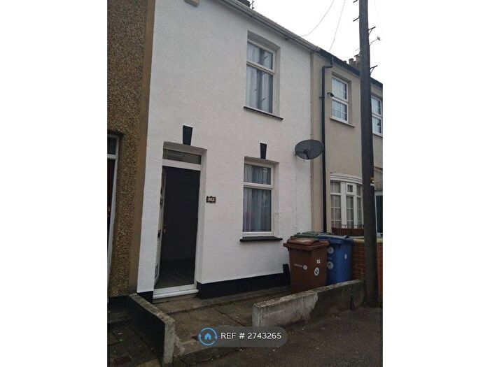 2 Bedroom Terraced House To Rent In Wood Street, Grays, RM17