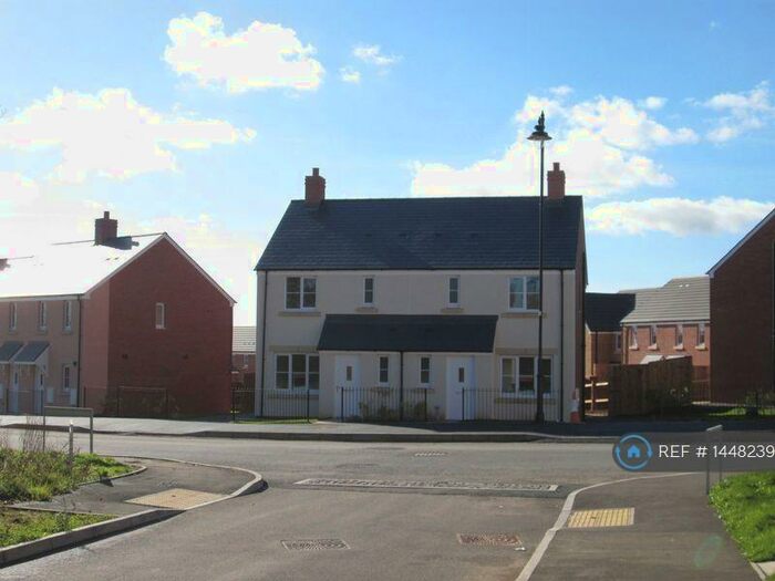3 Bedroom Semi-Detached House To Rent In Ffordd Y Celyn, Coity, Bridgend, CF35