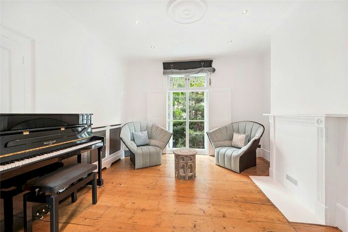 3 Bedroom Detached House To Rent In Selwood Terrace, London, SW7