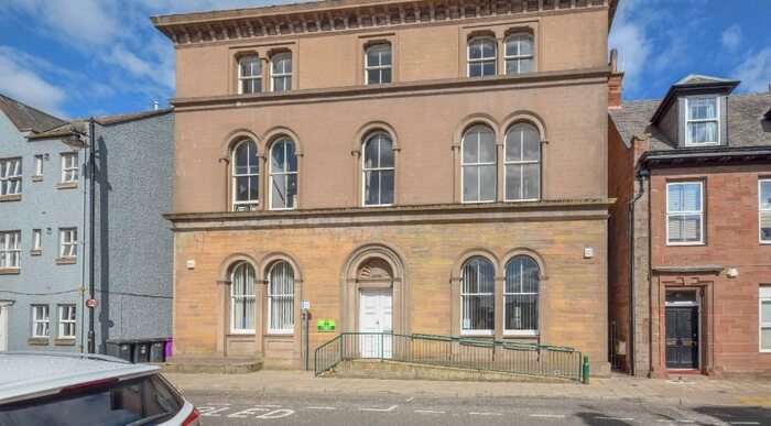 2 Bedroom Flat To Rent In High Street, Arbroath, Angus, DD11