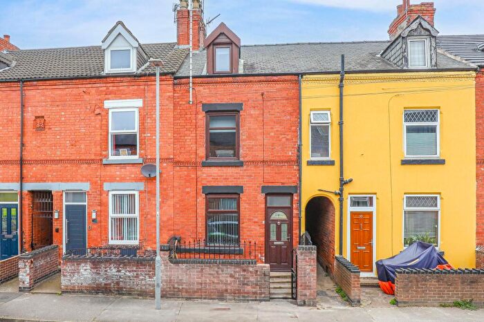 3 Bedroom Terraced House For Sale In Bentinck Street, Hucknall, NG15