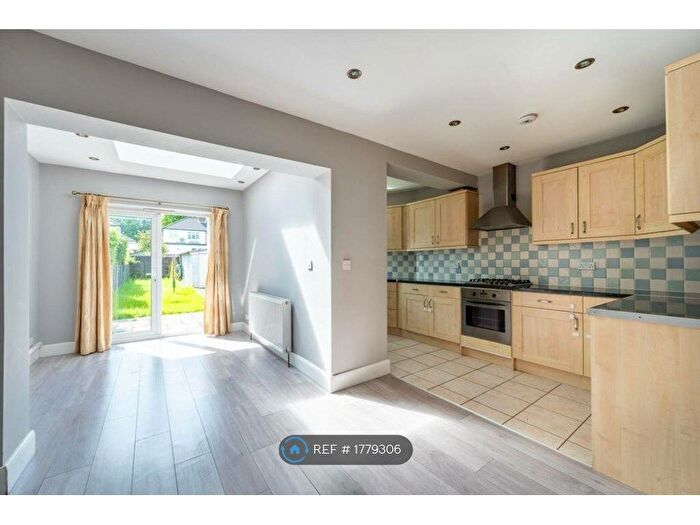 3 Bedroom Semi-Detached House To Rent In Harley Crescent, Harrow, HA1