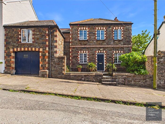 4 Bedroom Semi-Detached House For Sale In Mill Street, Torrington, Devon, EX38