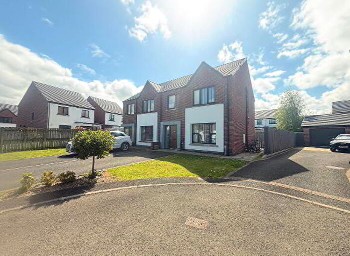 3 Bedroom Semi-Detached House For Sale In Broighter Gardens, Limavady, BT49