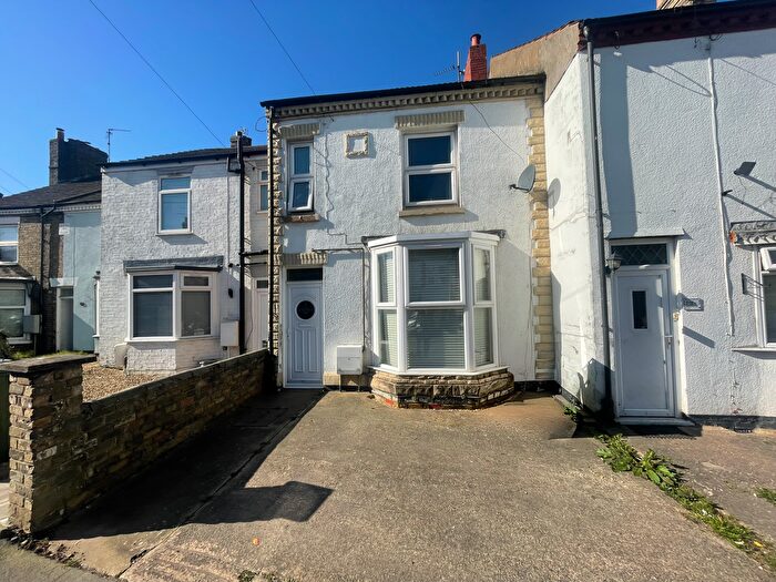 3 Bedroom Terraced House To Rent In New Road, Woodston, Peterborough, Cambridgeshire, PE2