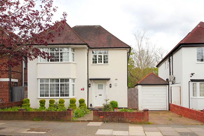 4 Bedroom Detached House To Rent In Corringway, London, W5