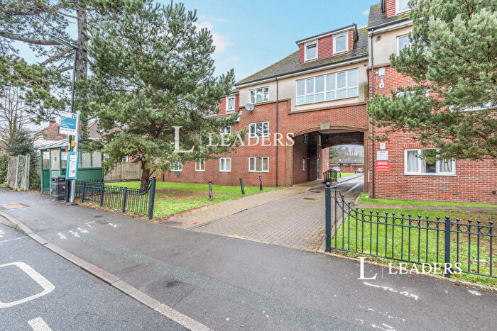 1 Bedroom Flat To Rent In Addis House, Brookvale Road, Southampton, SO17