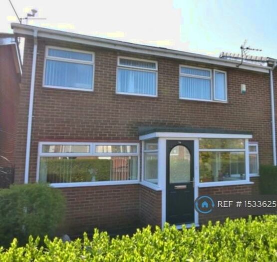 3 Bedroom Semi-Detached House To Rent In Tamworth Square, Sunderland, SR3