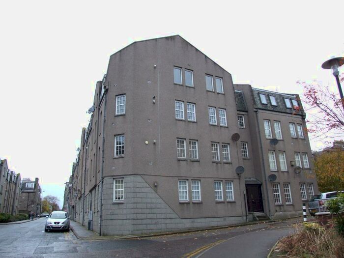 2 Bedroom Flat To Rent In Marywell Street, The City Centre, Aberdeen, AB11