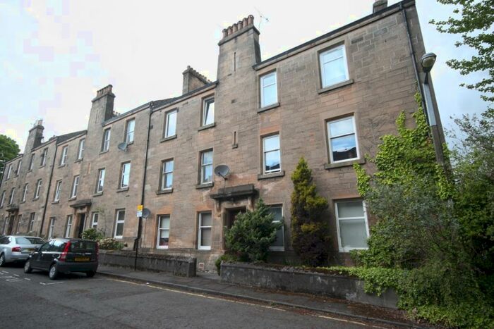 2 Bedroom Flat To Rent In Park Lane, Stirling Town, Stirling, FK8