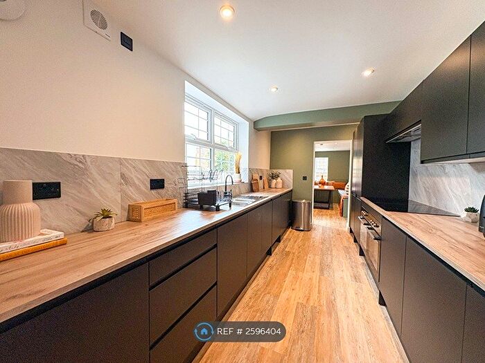 8 Bedroom Terraced House To Rent In Cromwell Street, Gloucester, GL1