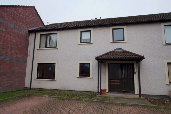 2 Bedroom Flat To Rent In Canal Court, Off Newtown Road, Carlisle, CA2