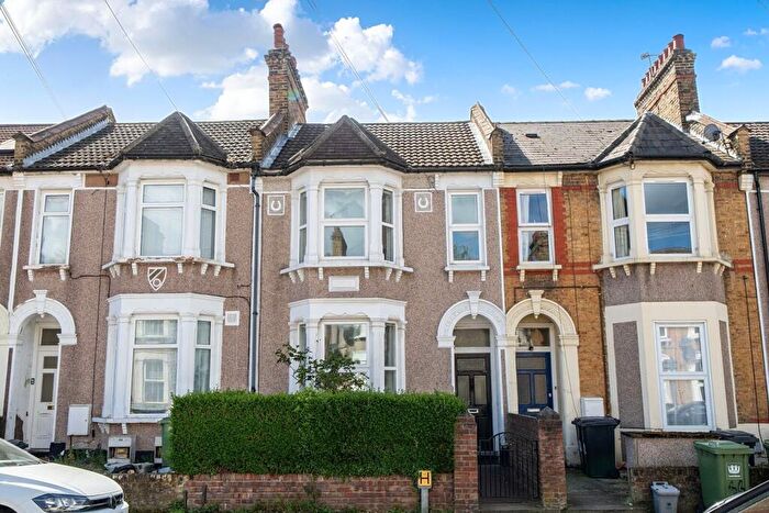 4 Bedroom Terraced House For Sale In Farley Road, Catford, London, SE6