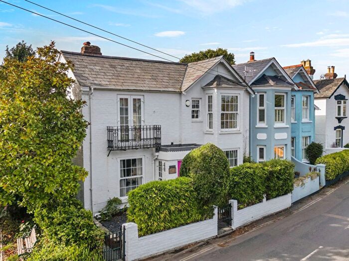 3 Bedroom Semi-Detached House For Sale In King's Saltern Road, Lymington, SO41