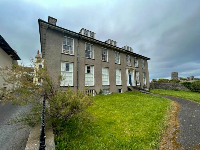 1 Bedroom Flat To Rent In Laura Place, Aberystwyth, SY23