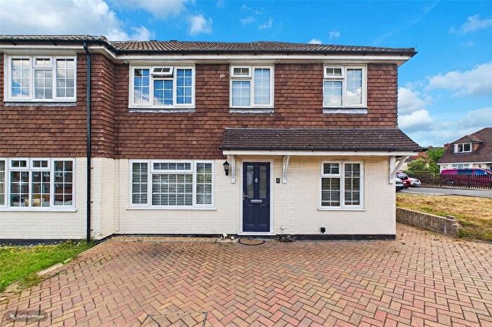4 Bedroom Semi-Detached House For Sale In Lightwater, Surrey, GU18