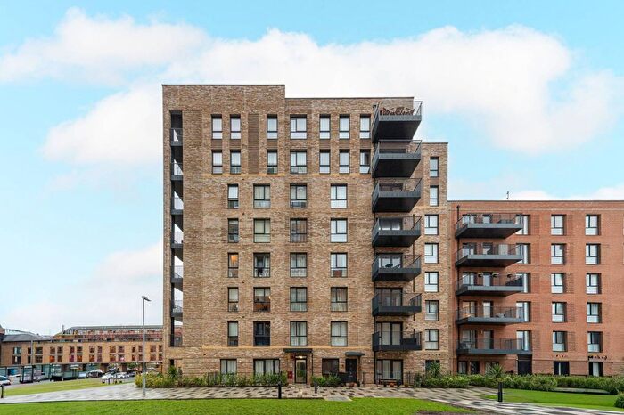 1 Bedroom Flat To Rent In Davies House, Thamesmead, SE28