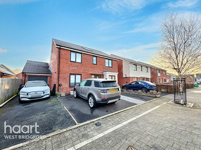 4 Bedroom Detached House For Sale In Brewill Grove, Nottingham, NG11