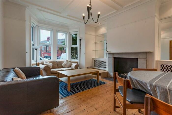 5 Bedroom Terraced House To Rent In Kingswood Avenue, Newcastle Upon Tyne, NE2