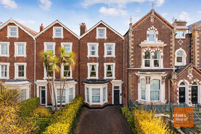 7 Bedroom Town House For Sale In Polsloe, Exeter, EX1