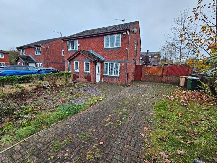 2 Bedroom Semi-Detached House To Rent In Wood Edge Close, Bolton, BL3