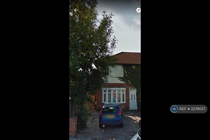 3 Bedroom End Of Terrace House To Rent In Tunstall Crescent, Leicester, LE4