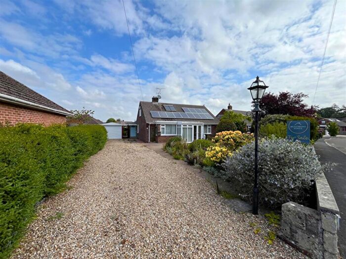 3 Bedroom Detached Bungalow For Sale In Green Lane, Crossways, Dorchester, DT2