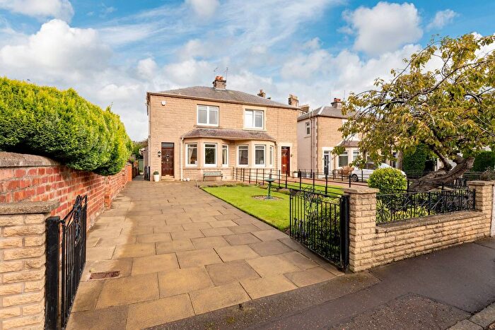 2 Bedroom Semi-Detached House For Sale In Marionville Grove, Meadowbank, Edinburgh, EH7