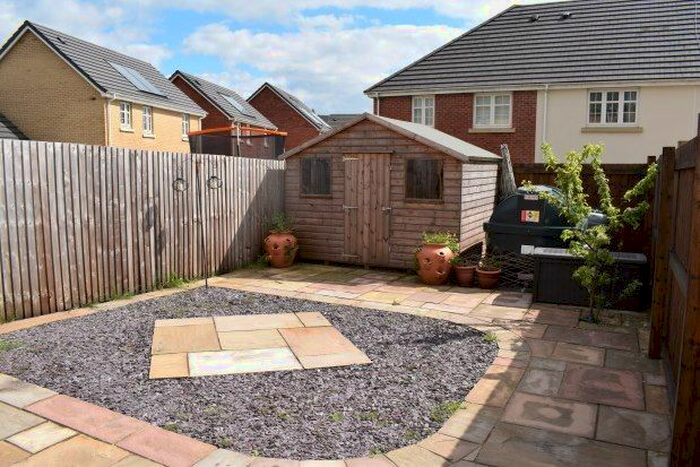 2 Bedroom Property To Rent In Cysgod Yr Ysgol, Llanelli, SA14