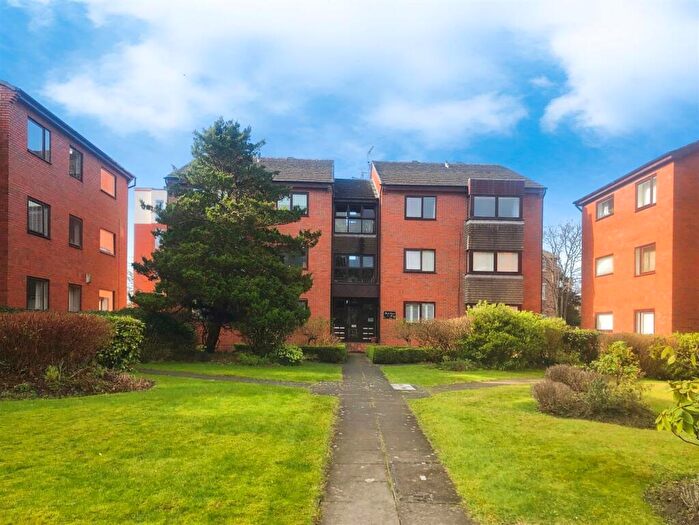 1 Bedroom Apartment To Rent In Park Court, Park Road, Waterloo, L22