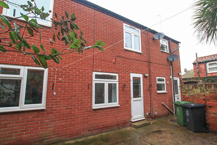 1 Bedroom Flat To Rent In Queens Place, Great Yarmouth, NR30