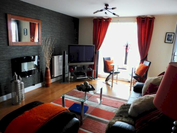 2 Bedroom Flat To Rent In Hammonds Drive, Peterborough, PE1