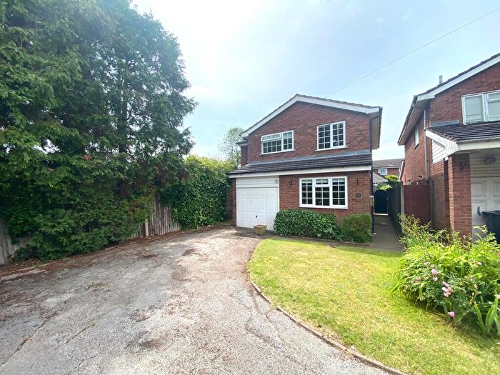 4 Bedroom Detached House To Rent In Manor Gardens, Stechford, B33