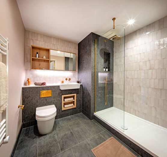 1 Bedroom Flat To Rent In The Draper, Draycote House, Colindale, NW9