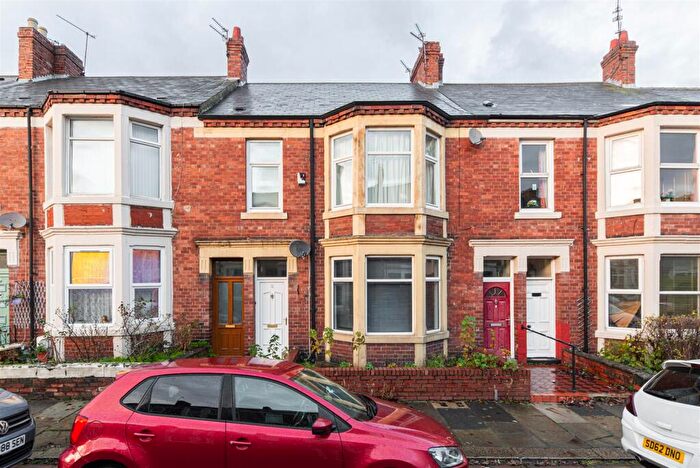 2 Bedroom Flat For Sale In Greystoke Avenue, Sandyford, Newcastle Upon Tyne, NE2