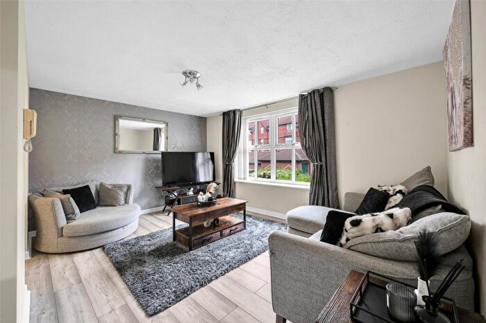 1 Bedroom Apartment For Sale In Osbourne Road, Dartford, Kent, DA2