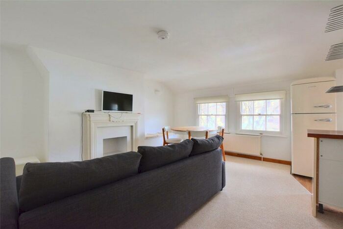 2 Bedroom Apartment To Rent In Glenton Road, London, SE13