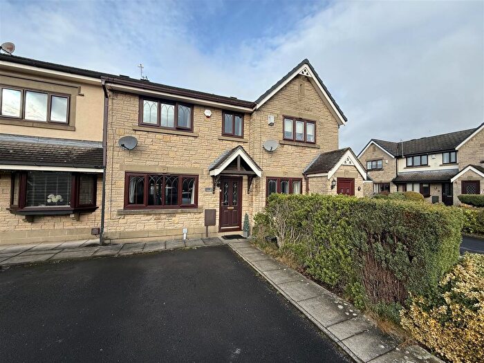 3 Bedroom Terraced House For Sale In Goodacre, Hyde, SK14