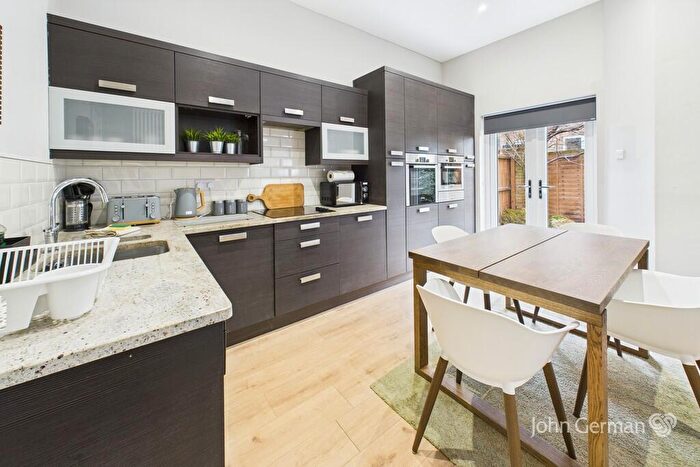 2 Bedroom Apartment To Rent In Princess Street, Loughborough, LE11