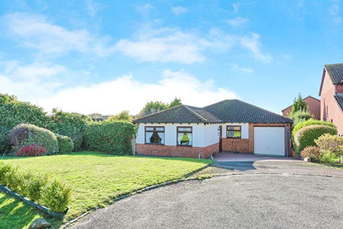 3 Bedroom Detached House For Sale In Maldale, Wilnecote, Tamworth, B77