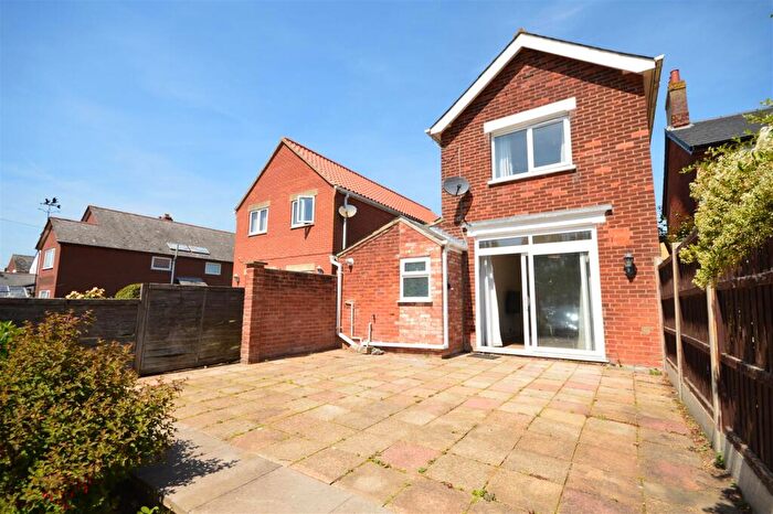 6 Bedroom Detached House To Rent In Leiston, IP16