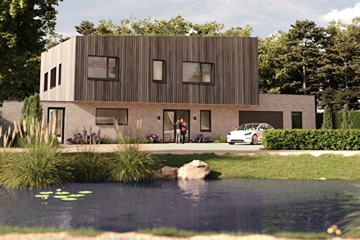 4 Bedroom House For Sale In Courtlands Park, Banstead, SM7