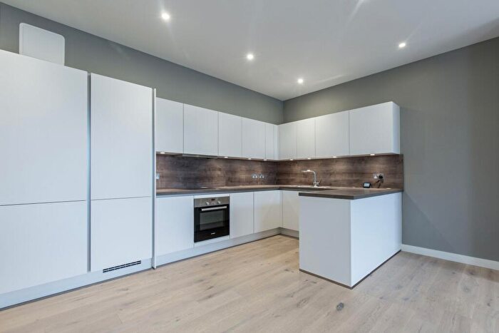 2 Bedroom Flat To Rent In McMillan House - Cheam Common Road, KT4