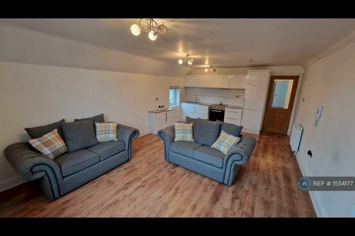 2 Bedroom Penthouse To Rent In Didsbury, Manchester, M20