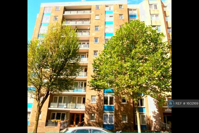 1 Bedroom Flat To Rent In Marlborough Court, Hove, BN3