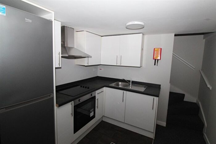 1 Bedroom Flat To Rent In Lower Cathedral Road, Riverside, Cardiff, CF11