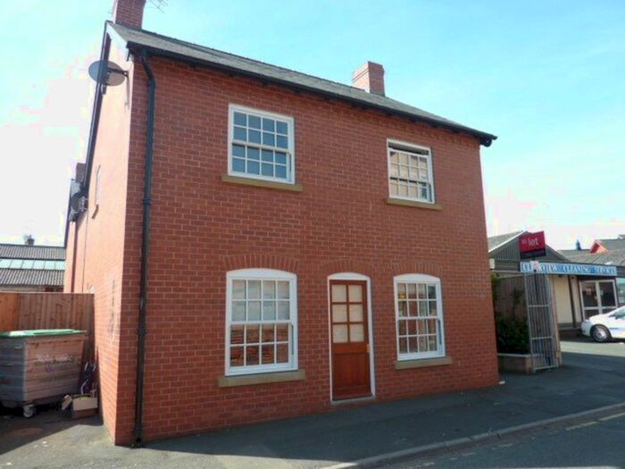 2 Bedroom Flat To Rent In Catherine Street, Hereford, HR1