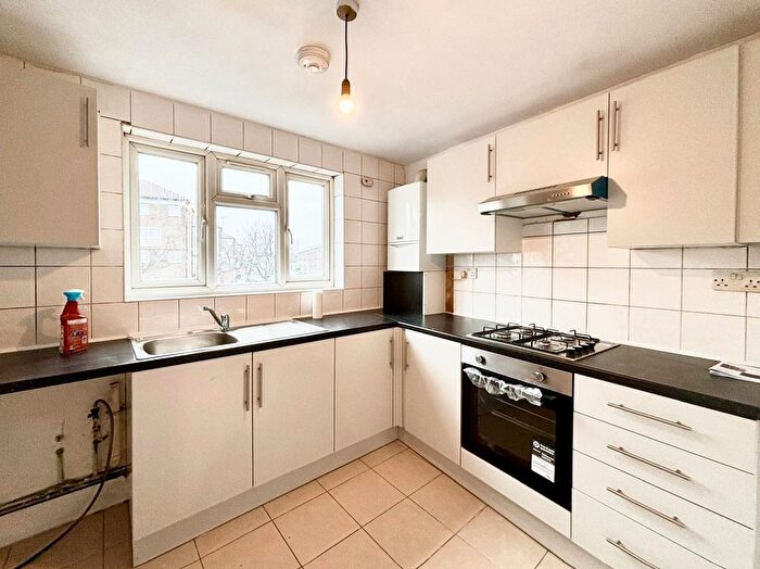 1 Bedroom Flat To Rent In Gooseley Lane, London, E6